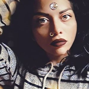 Meet your Posher, Monique